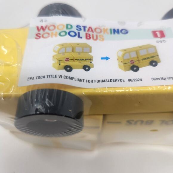 Wood Stacking School Bus - Picture 4 of 4